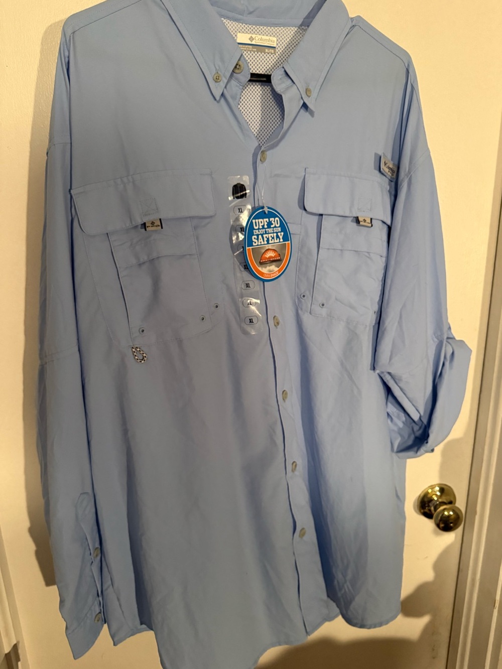 Columbia Men's Light Blue UPF 30 Button-Up PFGFishing Shirt
